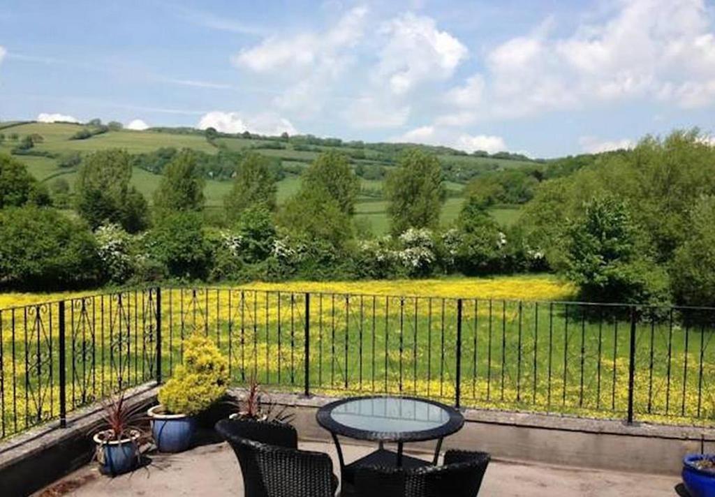 Beaconsfield Farm Apartment Wells Luaran gambar